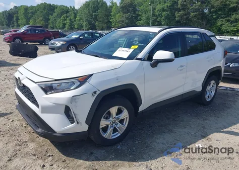 2021 Toyota Rav4 Xle из США, поврежденный, VIN 2T3W1RFV9MW114868